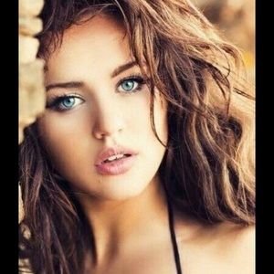 COME AND MEET ME!!!😁💕 LIKE 4 50 LIKES!